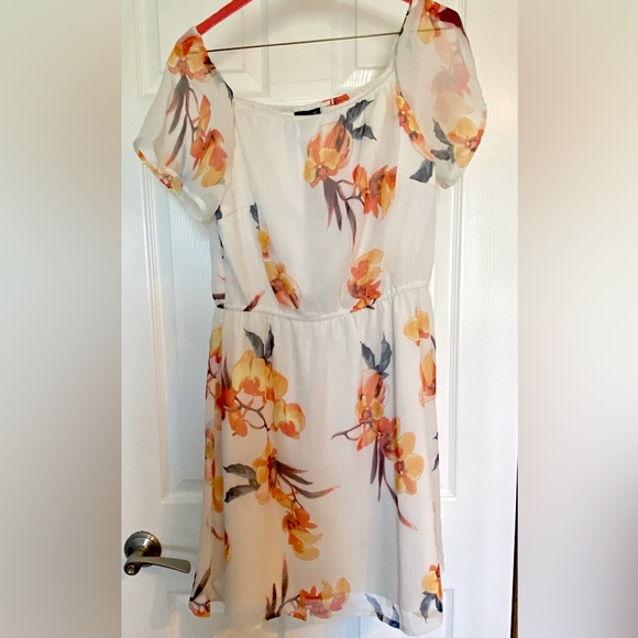 Vero Moda - Dress - Picture 1 of 3